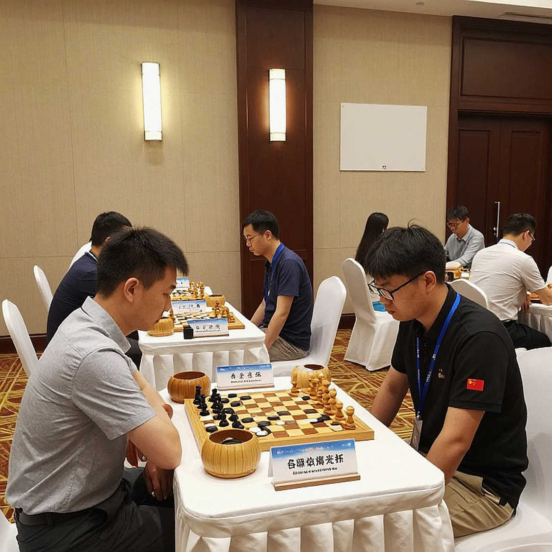 ChessBase Magazine số 225: 27 ván cờ ngắn, 10 bài phân tích và một tiêu đề không khớp