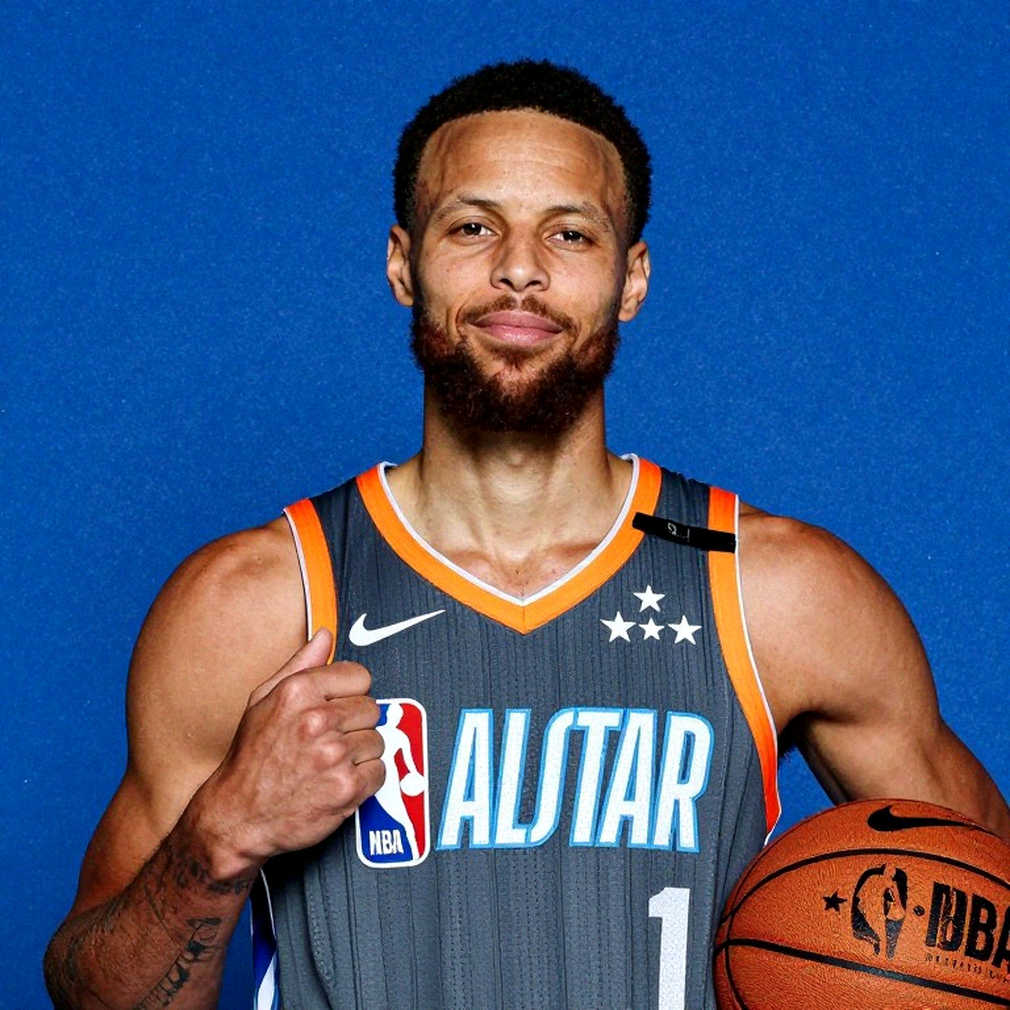 Bản báo cáo hoàn hảo không có một dòng dữ liệu: bài học từ kỳ chuyển nhượng NBA