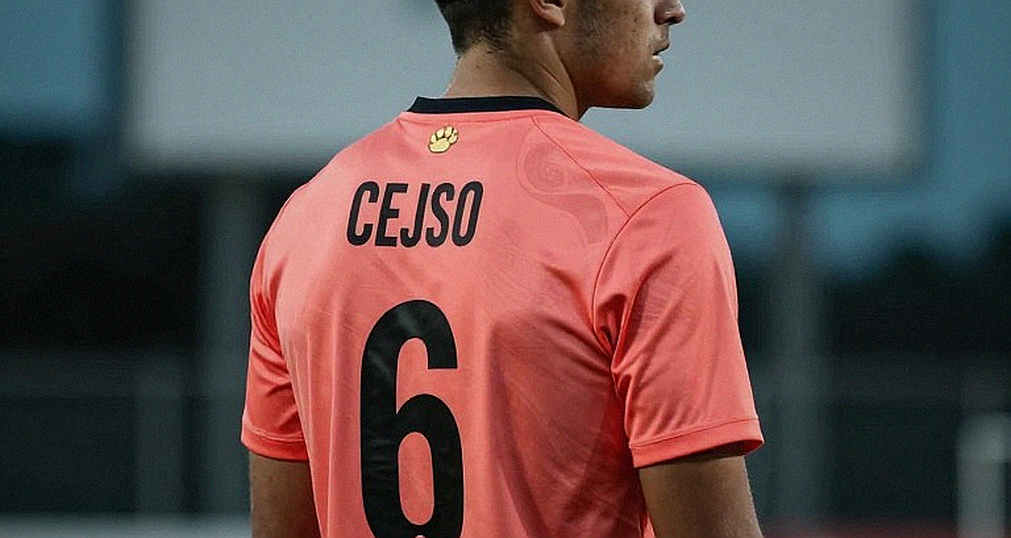Kỳ chuyển nhượng V.League: đọc bằng hợp đồng, không bằng tin đồn